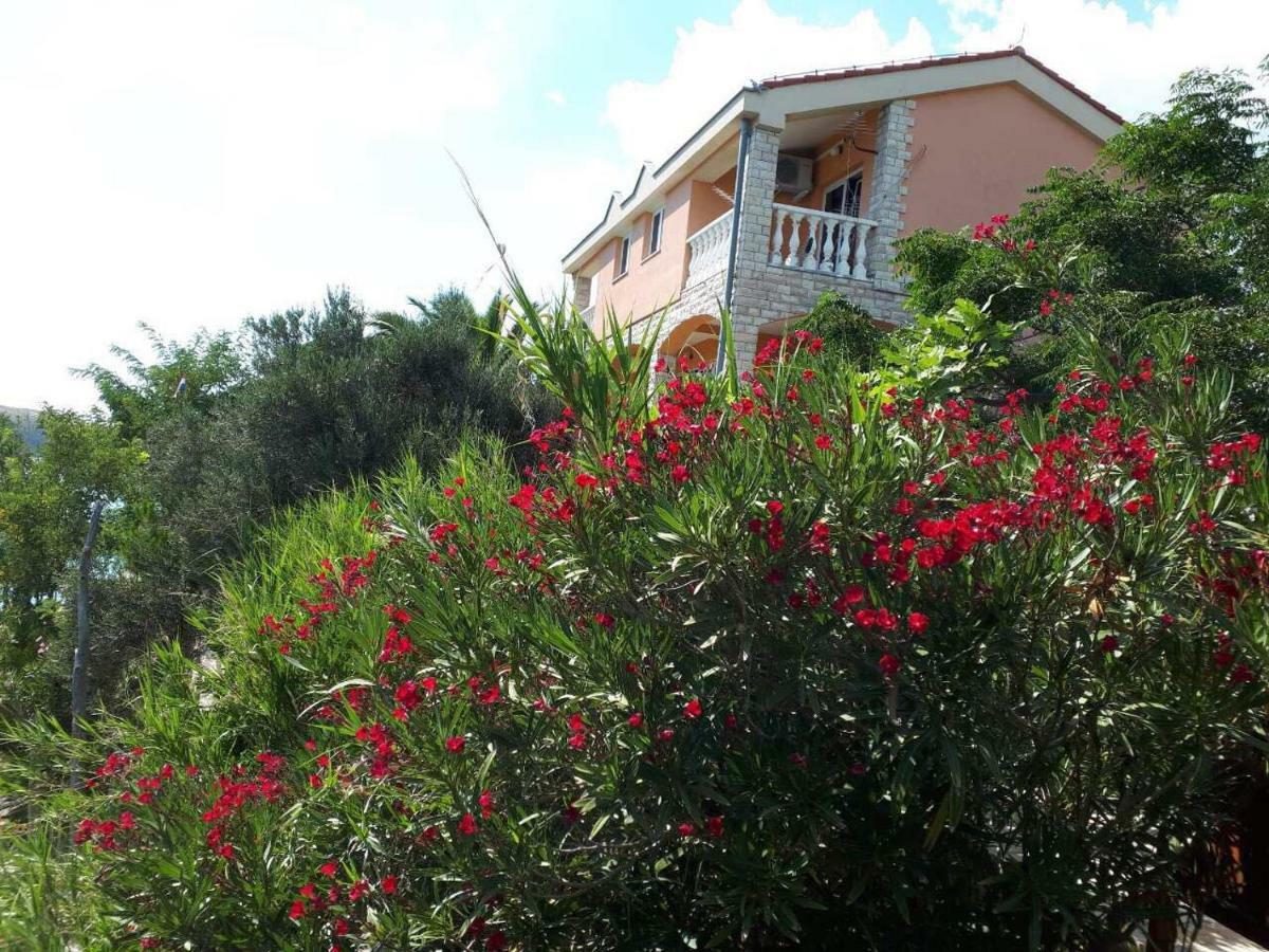 Apartments Horvat On Island Pag Влашичі Екстер'єр фото