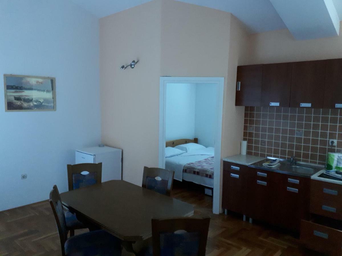 Apartments Horvat On Island Pag Влашичі Екстер'єр фото